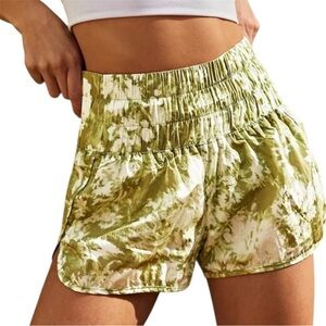Tie-Dye Women's Shorts Free People
The Way Home